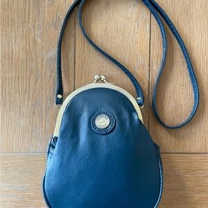 Monique Handbags kiss lock Navy Crossbody